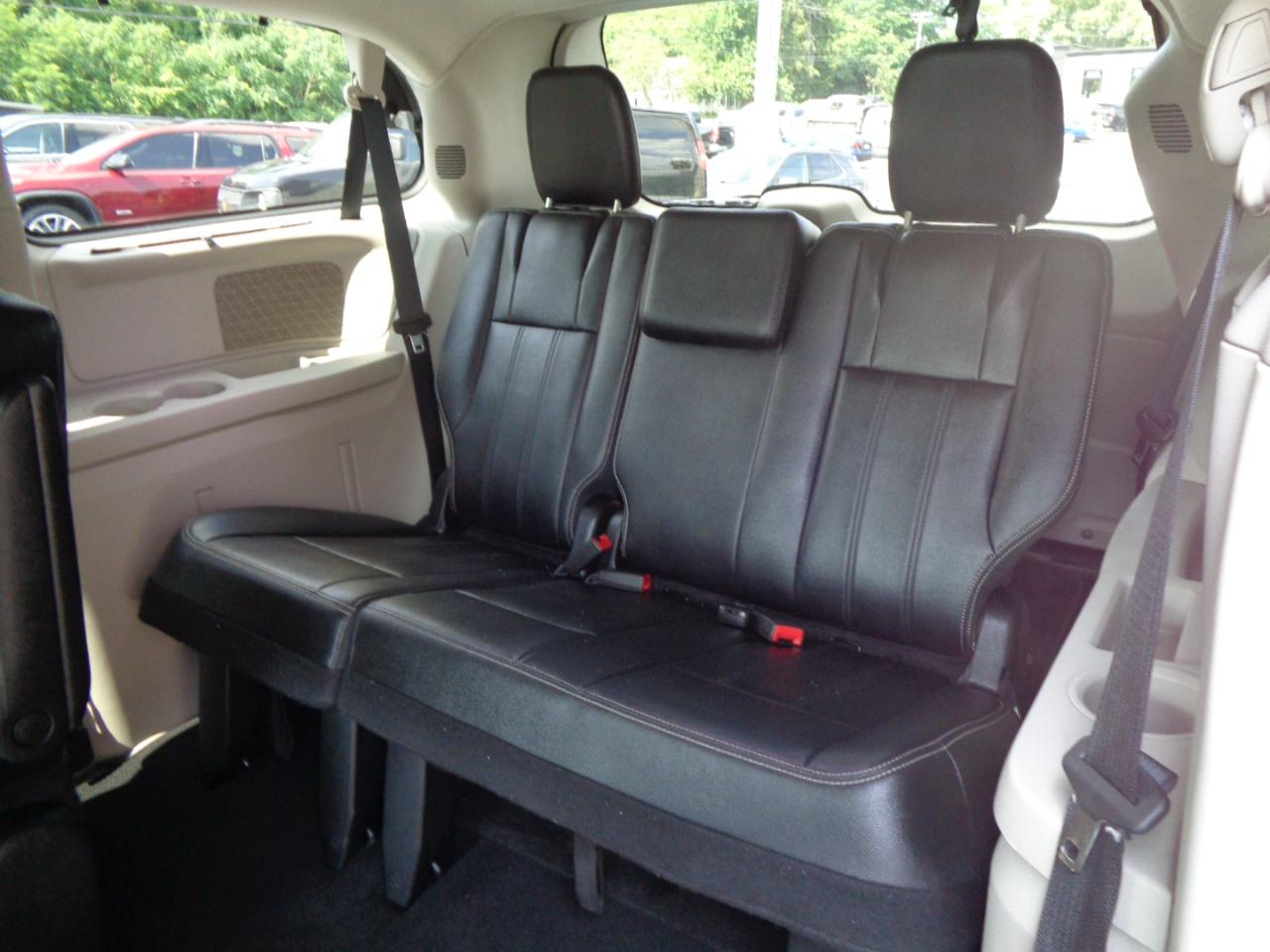 Chrysler Town & Country 4dr Wgn Touring 2014