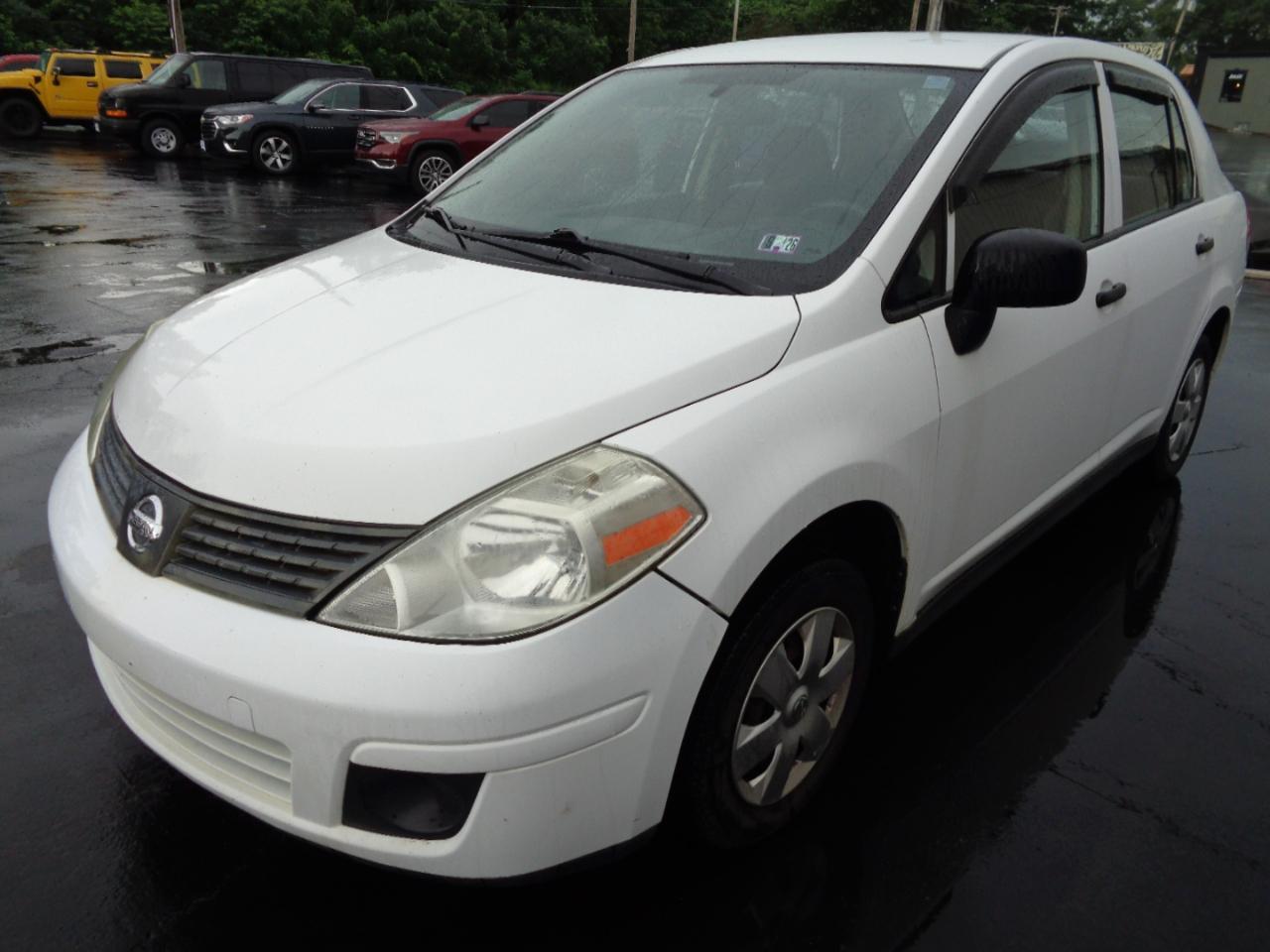 Nissan Versa 4dr Sdn I4 Man 1.6 Base 2009