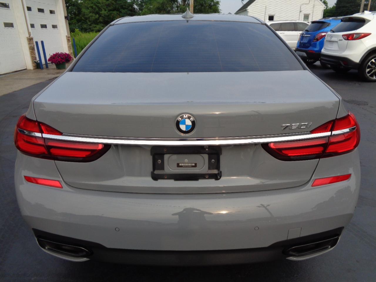BMW 7 Series 750i Sedan 2018