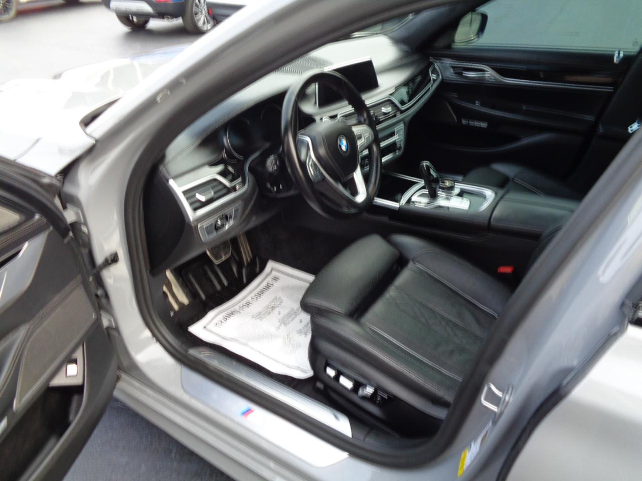 BMW 7 Series 750i Sedan 2018