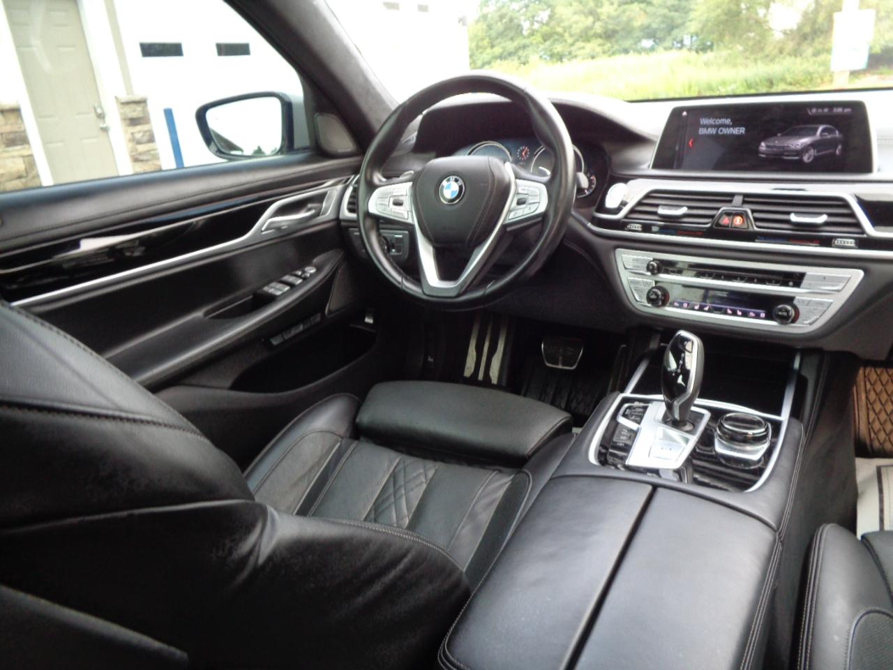 BMW 7 Series 750i Sedan 2018