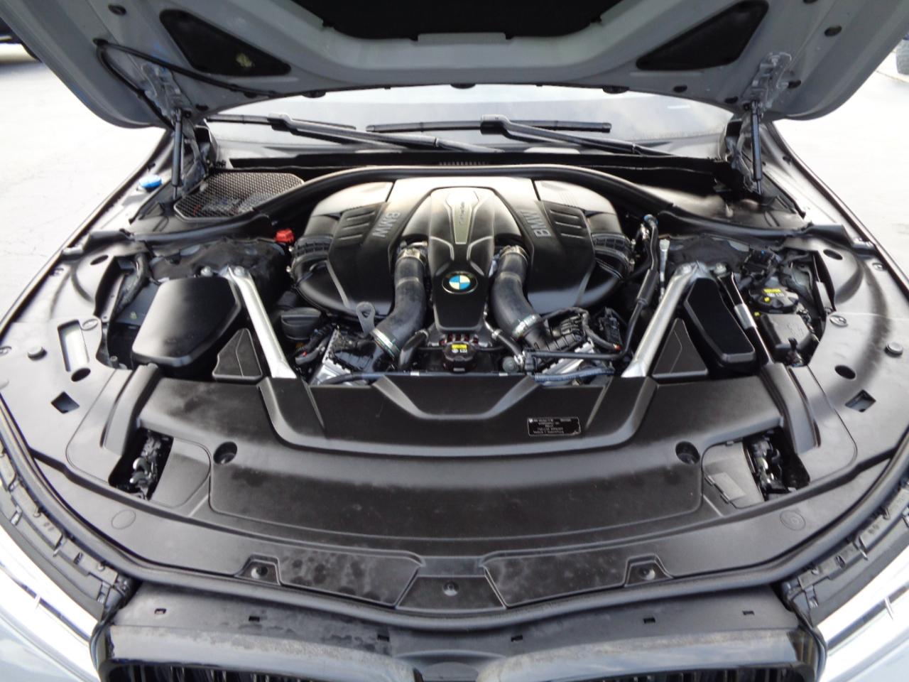 BMW 7 Series 750i Sedan 2018