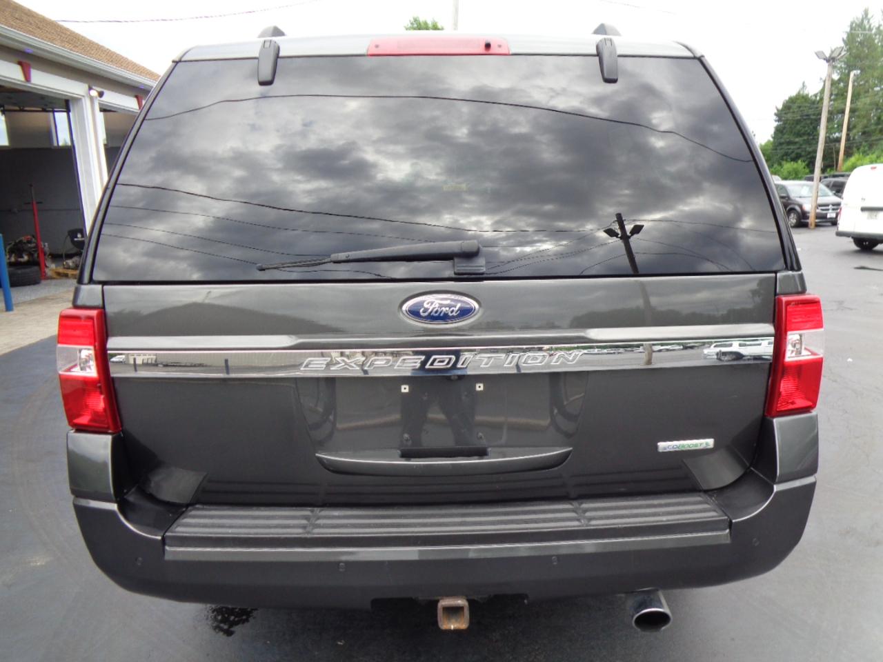 Ford Expedition EL 4WD 4dr Limited 2016