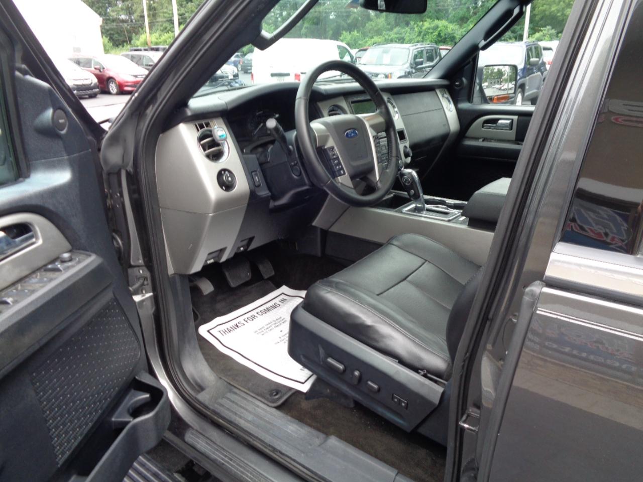 Ford Expedition EL 4WD 4dr Limited 2016