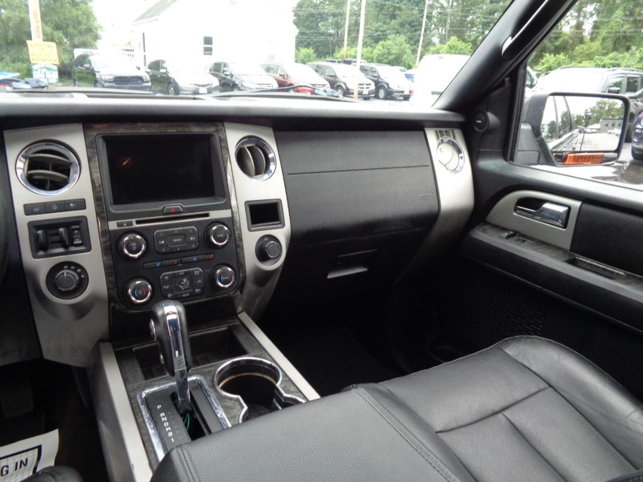Ford Expedition EL 4WD 4dr Limited 2016