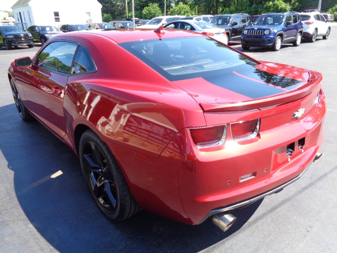 Chevrolet Camaro 2dr Cpe 2LT 2012