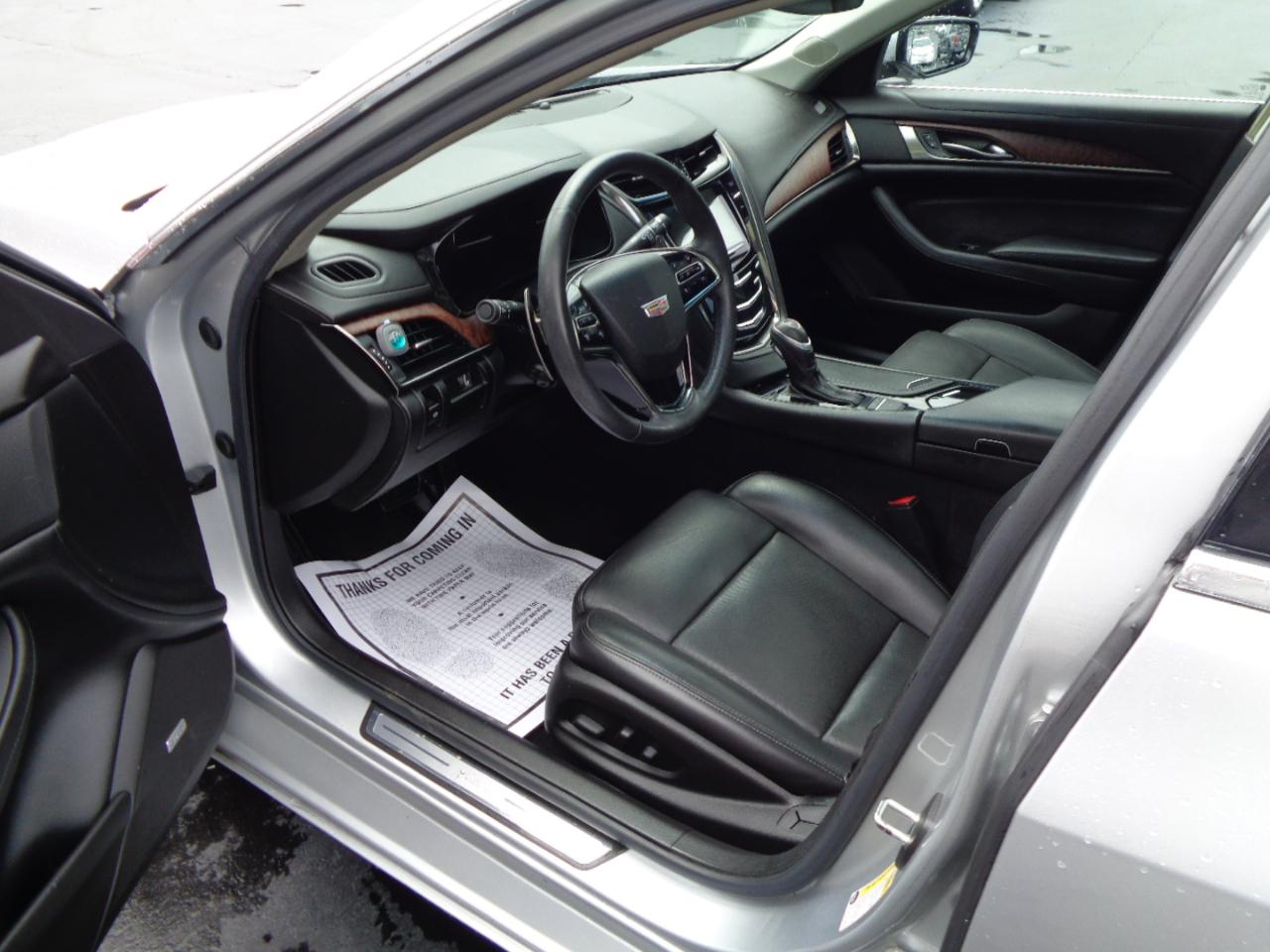 Cadillac CTS Sedan 4dr Sdn 2.0L Turbo Luxury AWD 2017