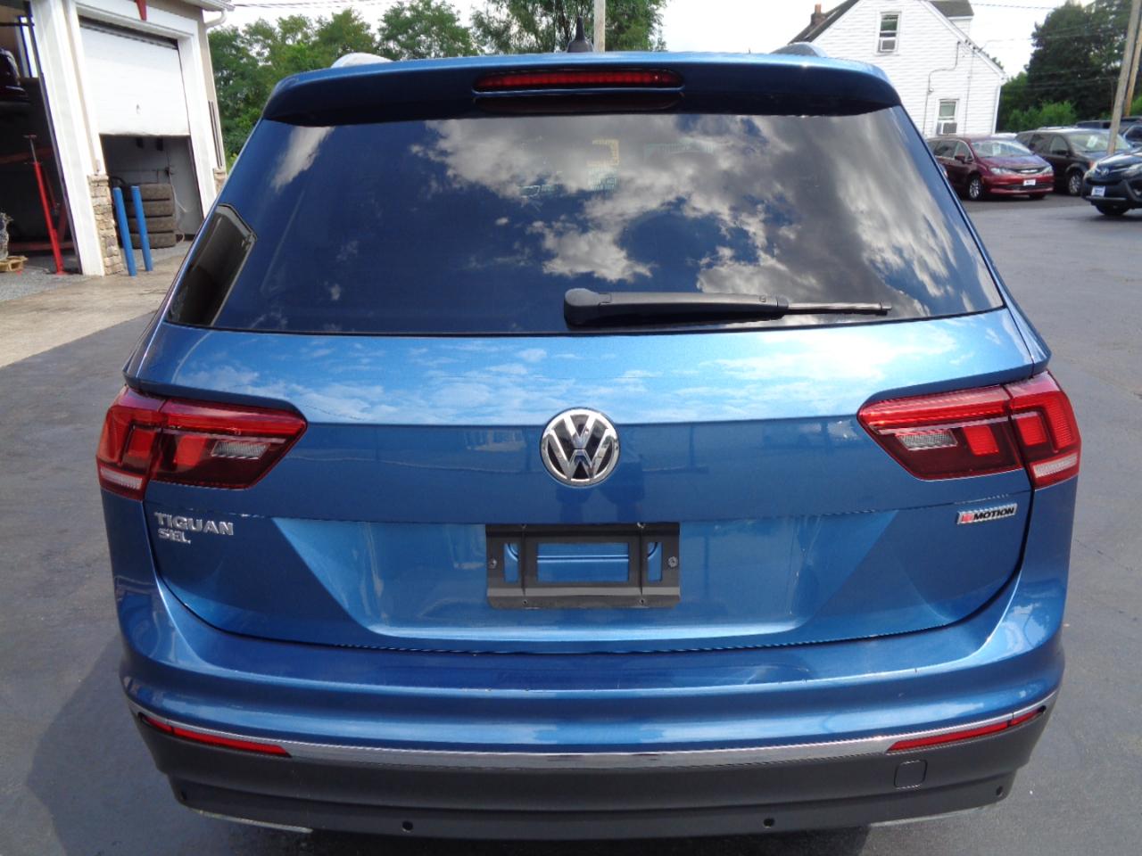 Volkswagen Tiguan 2.0T SEL R-Line Black 4MOTION 2019