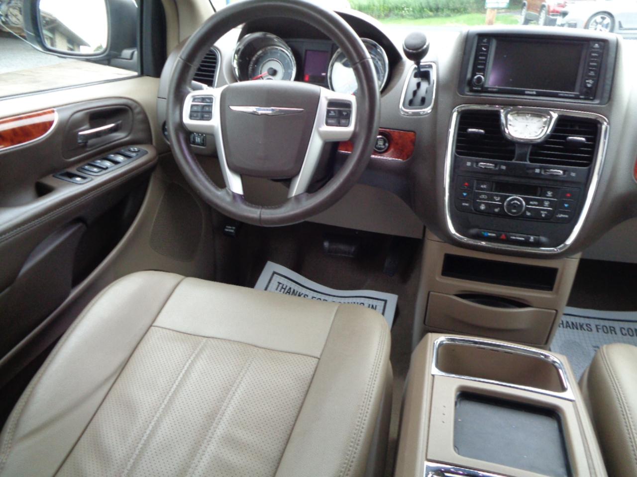 Chrysler Town & Country 4dr Wgn Touring-L 2015