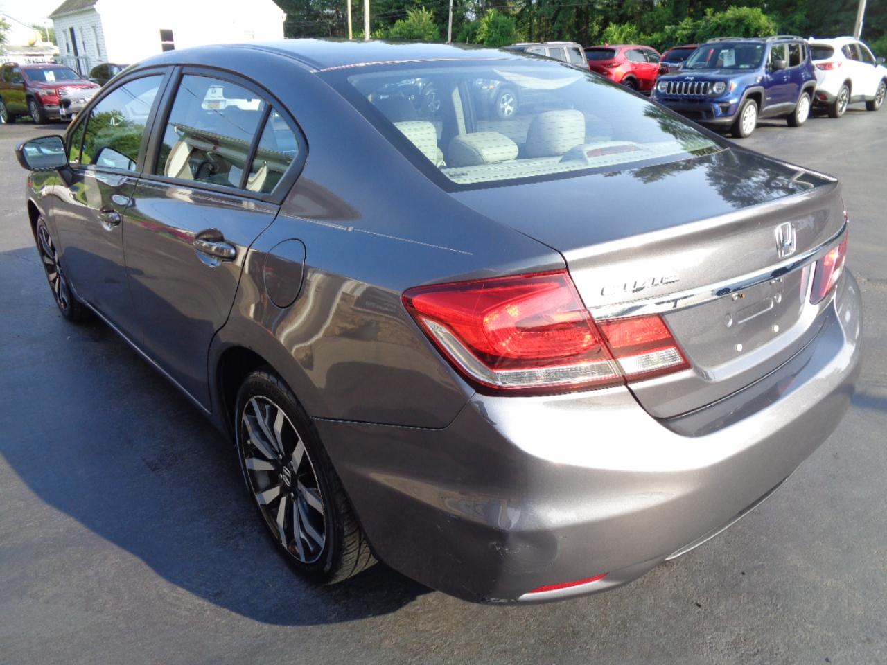 Honda Civic Sedan 4dr CVT EX-L 2015