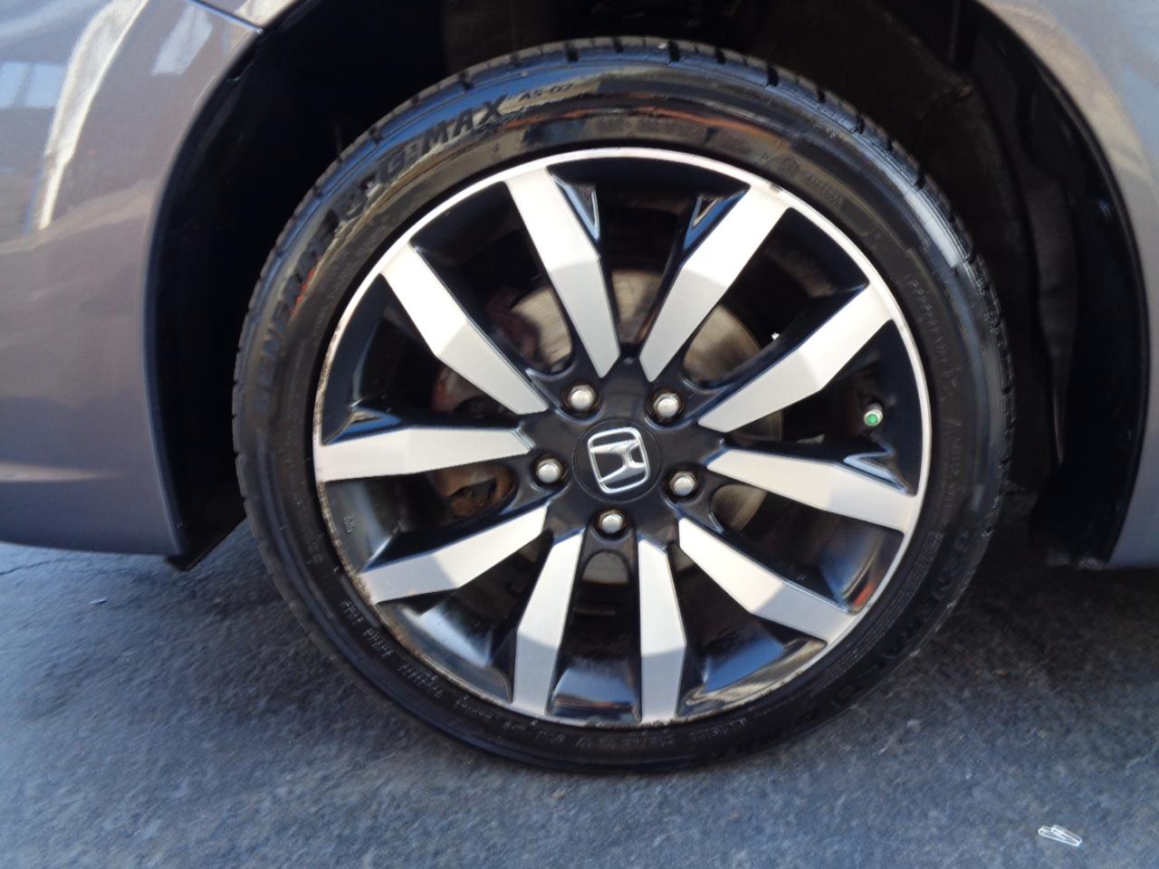 Honda Civic Sedan 4dr CVT EX-L 2015