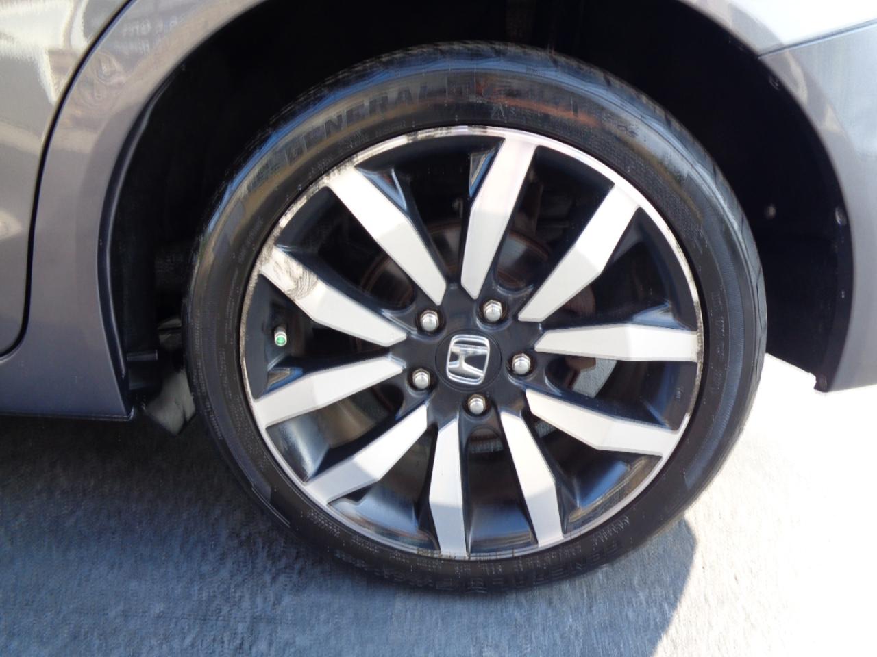 Honda Civic Sedan 4dr CVT EX-L 2015
