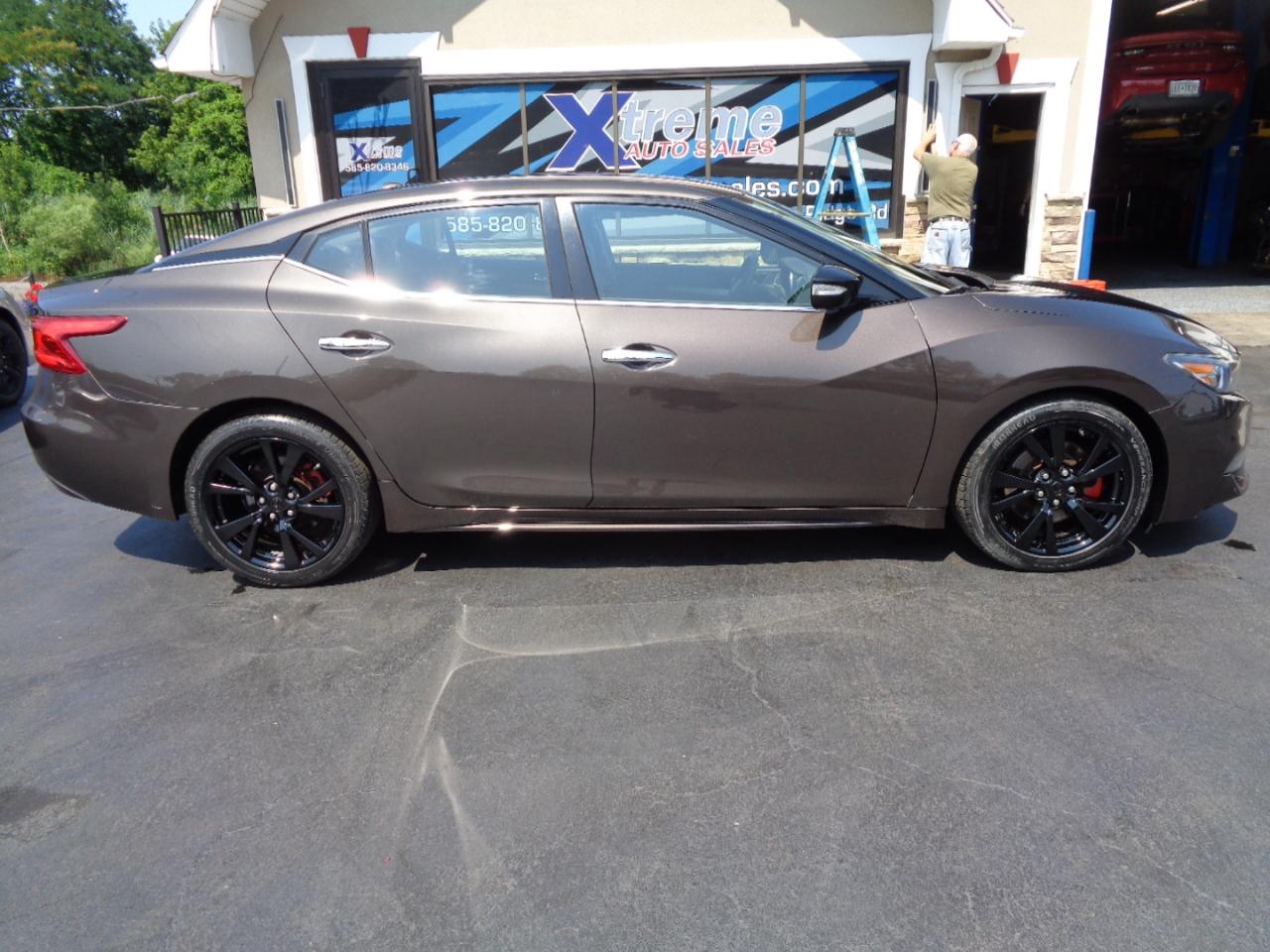 Nissan Maxima SV 3.5L *Ltd Avail* 2017