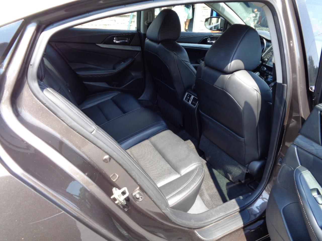 Nissan Maxima SV 3.5L *Ltd Avail* 2017