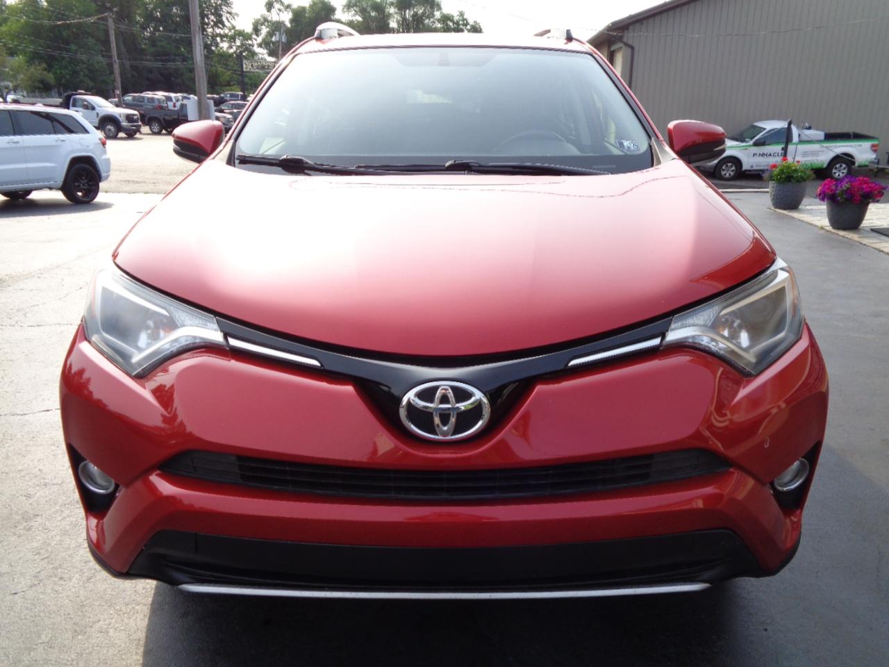 Toyota RAV4 AWD 4dr XLE (Natl) 2016