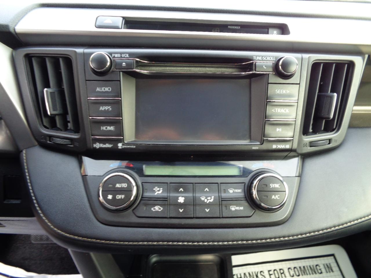 Toyota RAV4 AWD 4dr XLE (Natl) 2016