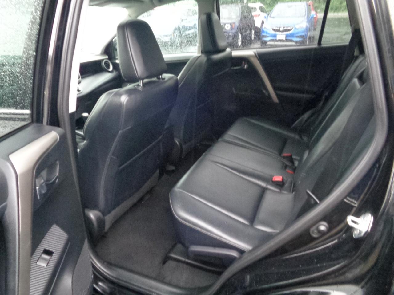 Toyota RAV4 AWD 4dr Limited (Natl) 2015