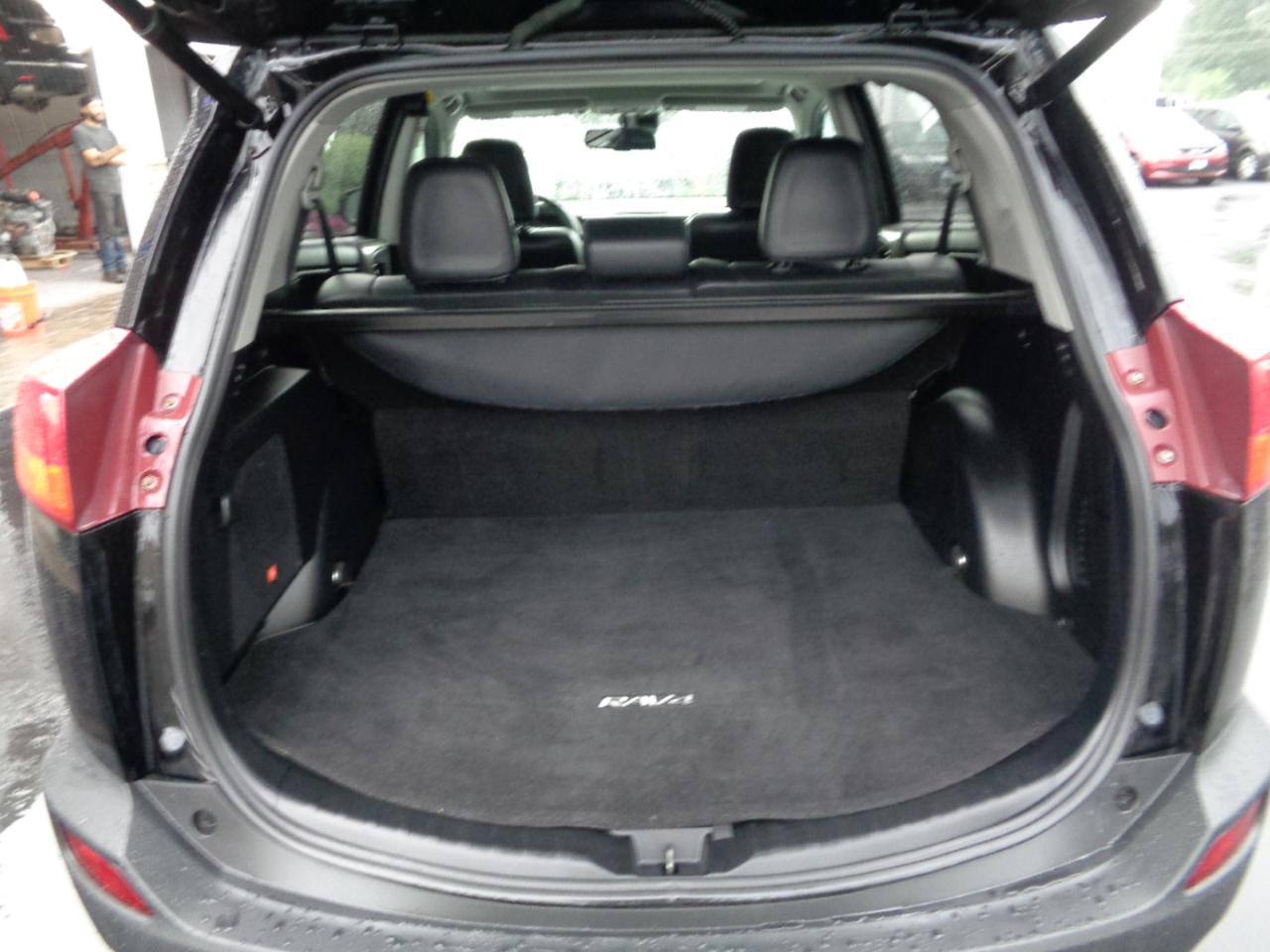 Toyota RAV4 AWD 4dr Limited (Natl) 2015