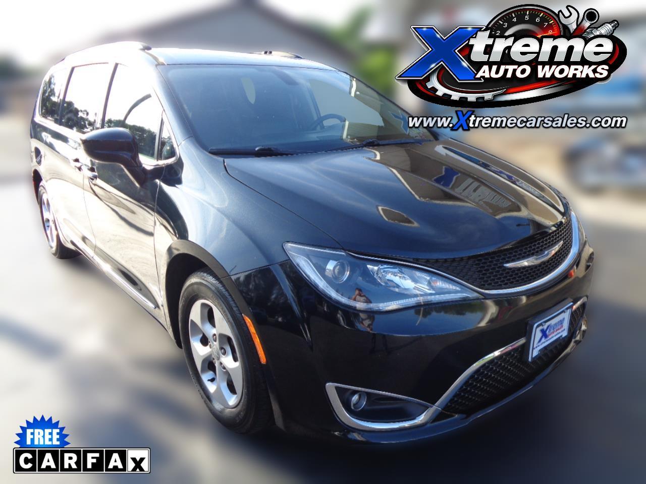 2017 Chrysler Pacifica Touring-L Plus FWD