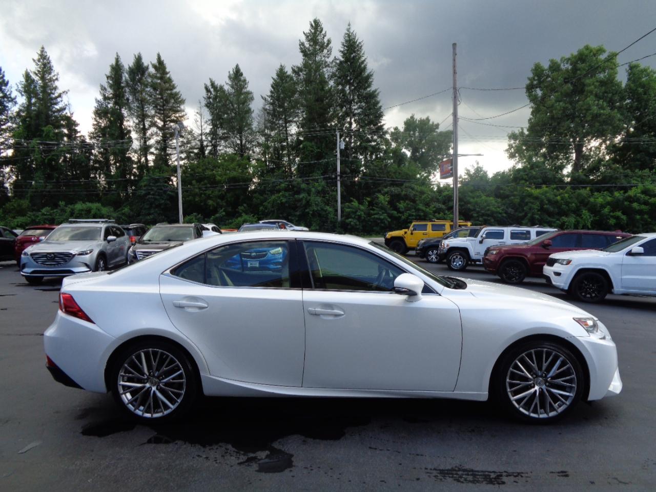 Lexus IS 250 4dr Sport Sdn Auto AWD 2014