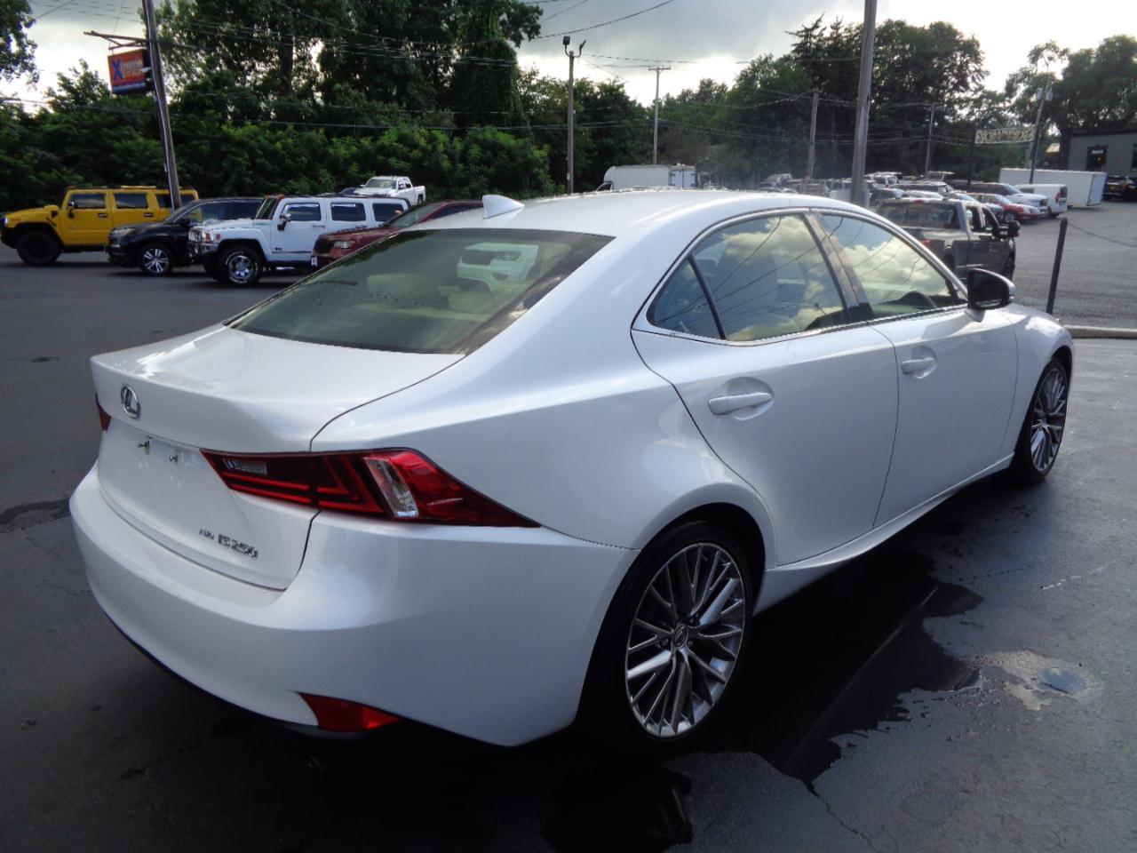 Lexus IS 250 4dr Sport Sdn Auto AWD 2014