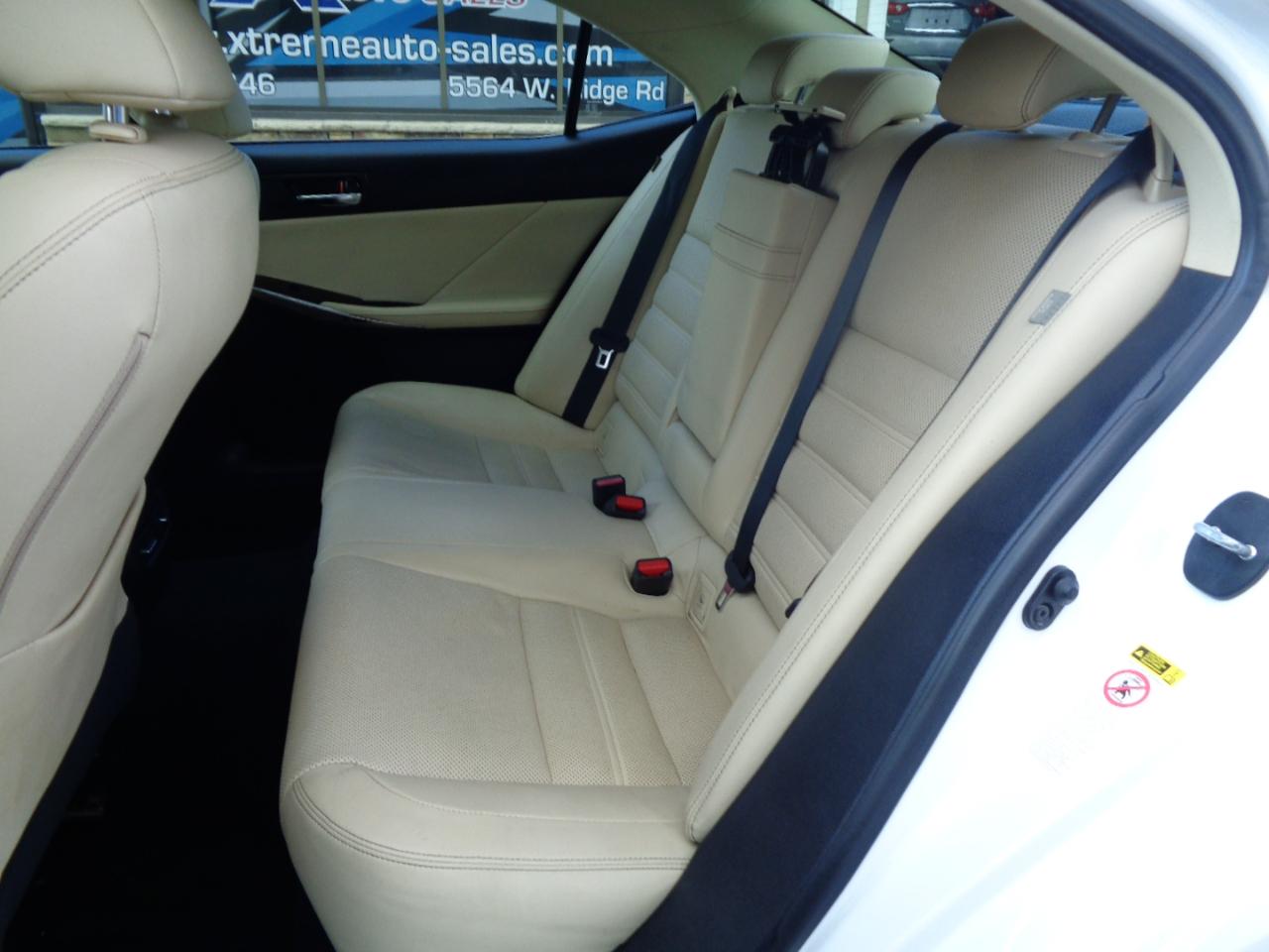 Lexus IS 250 4dr Sport Sdn Auto AWD 2014