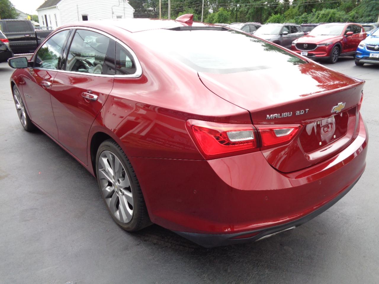 Chevrolet Malibu 4dr Sdn Premier w/2LZ 2017