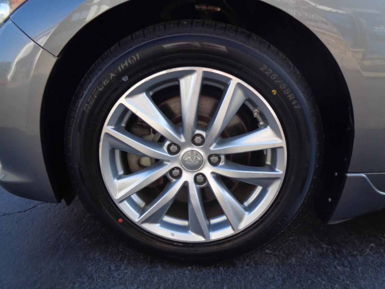 Infiniti Q50 4dr Sdn Premium AWD 2014