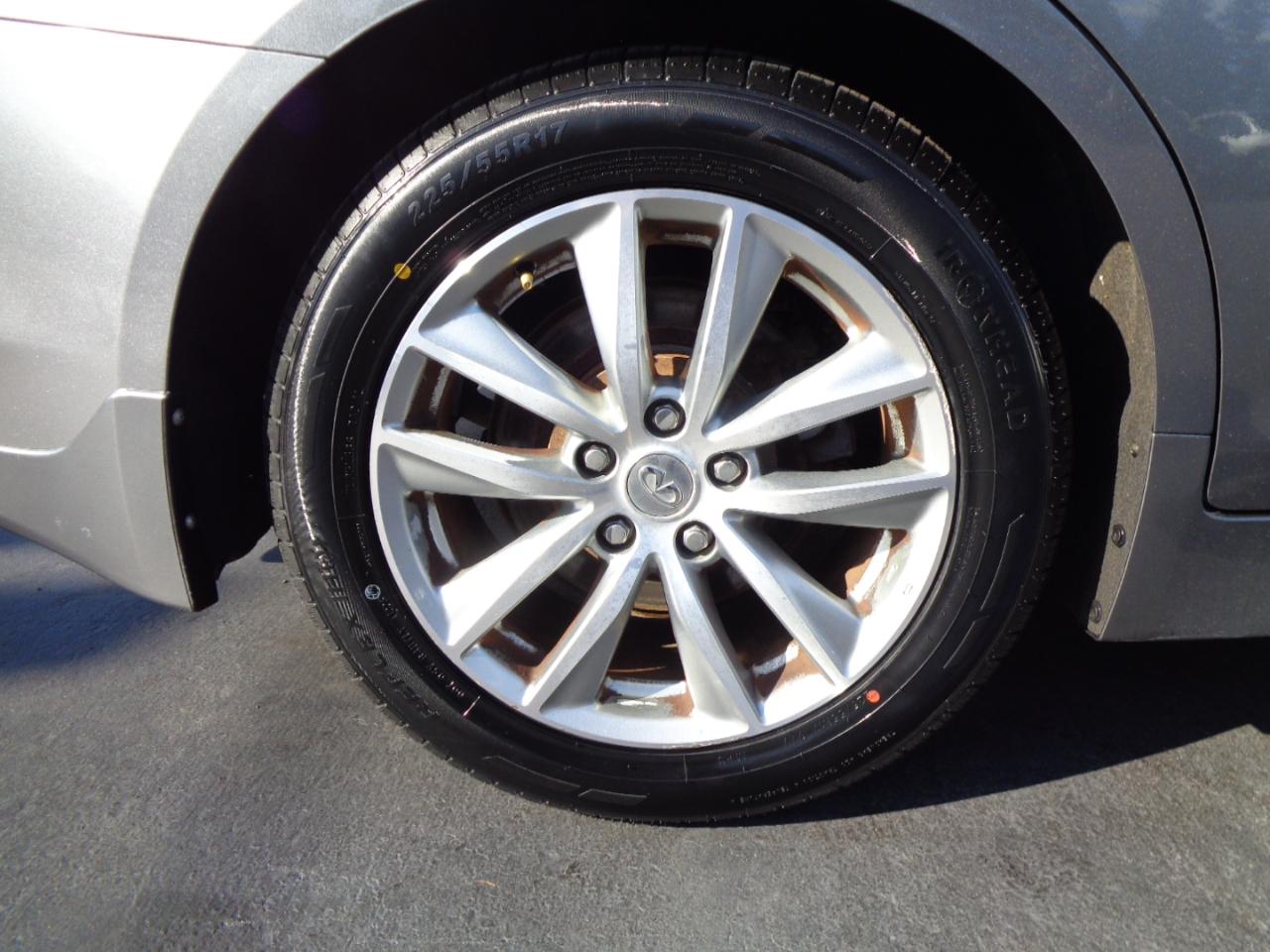 Infiniti Q50 4dr Sdn Premium AWD 2014