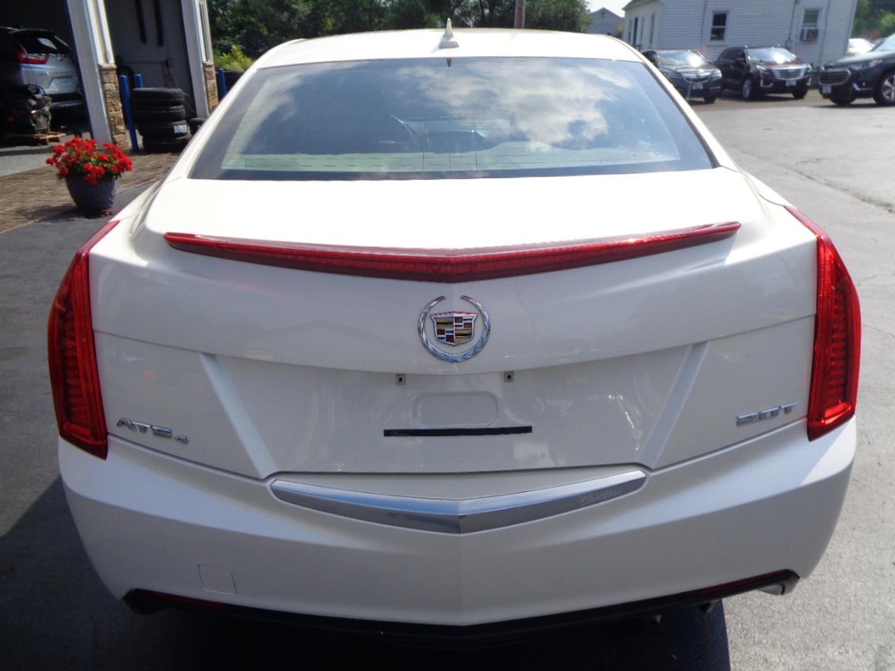 Cadillac ATS 4dr Sdn 2.0L Standard AWD 2014
