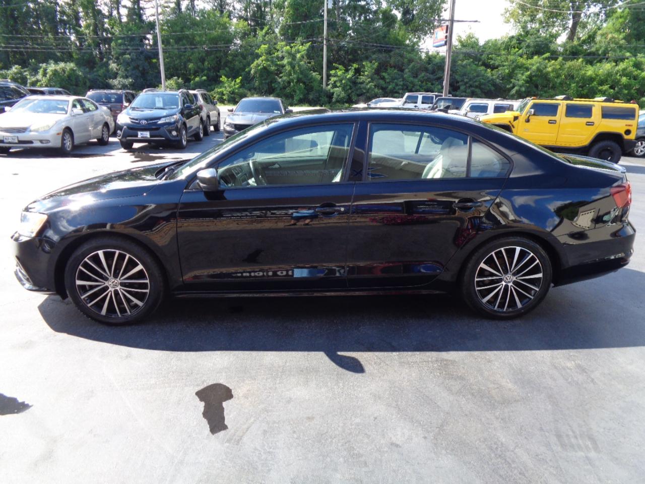 Volkswagen Jetta Sedan 4dr Auto 1.8T Sport PZEV 2016