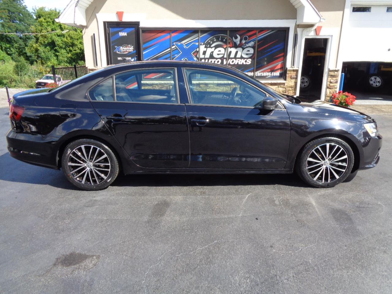 Volkswagen Jetta Sedan 4dr Auto 1.8T Sport PZEV 2016