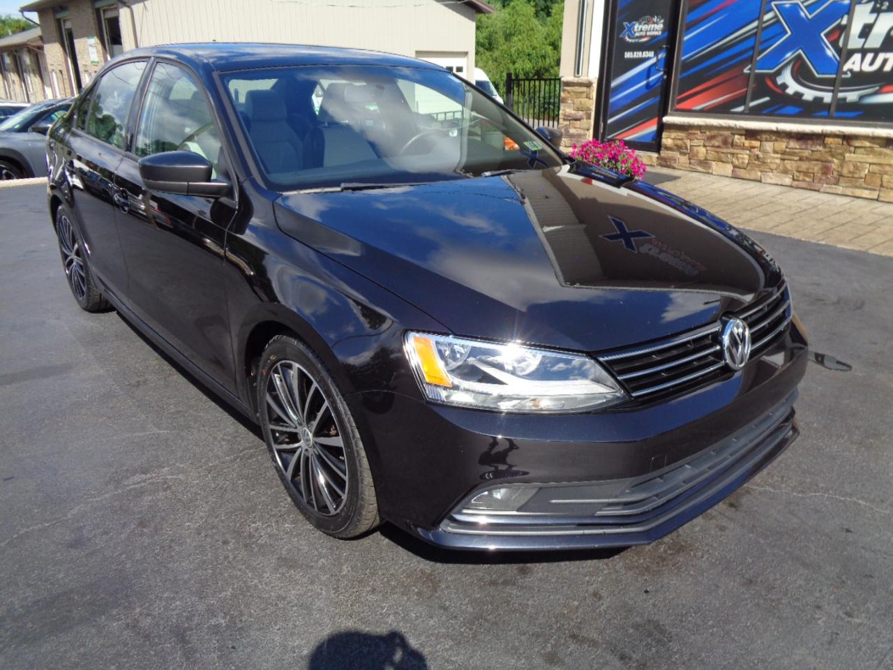 Volkswagen Jetta Sedan 4dr Auto 1.8T Sport PZEV 2016