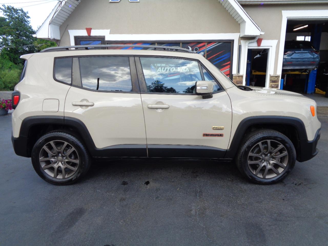 Jeep Renegade 4WD 4dr 75th Anniversary 2016