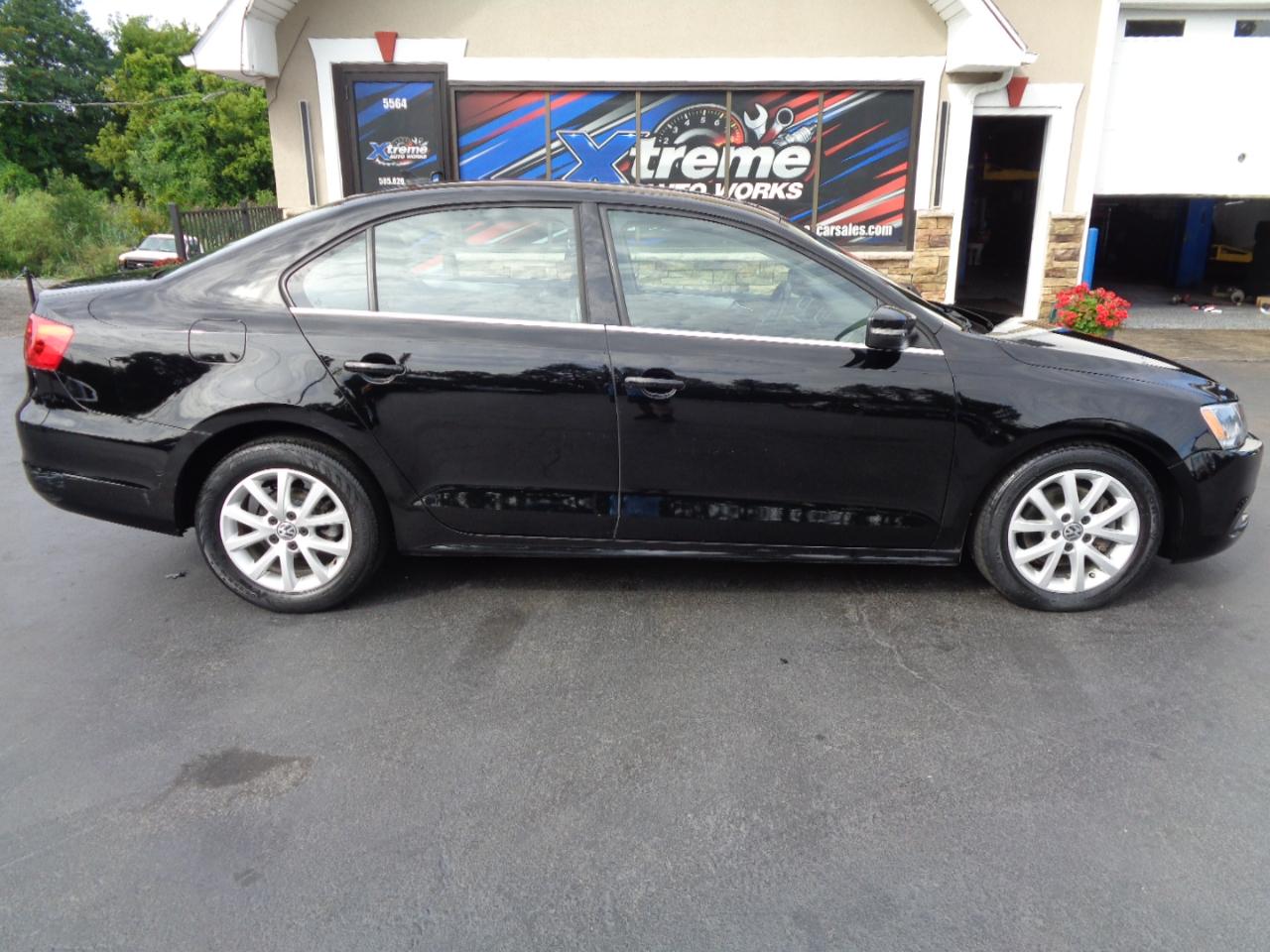 Volkswagen Jetta Sedan 4dr Auto SE 2013