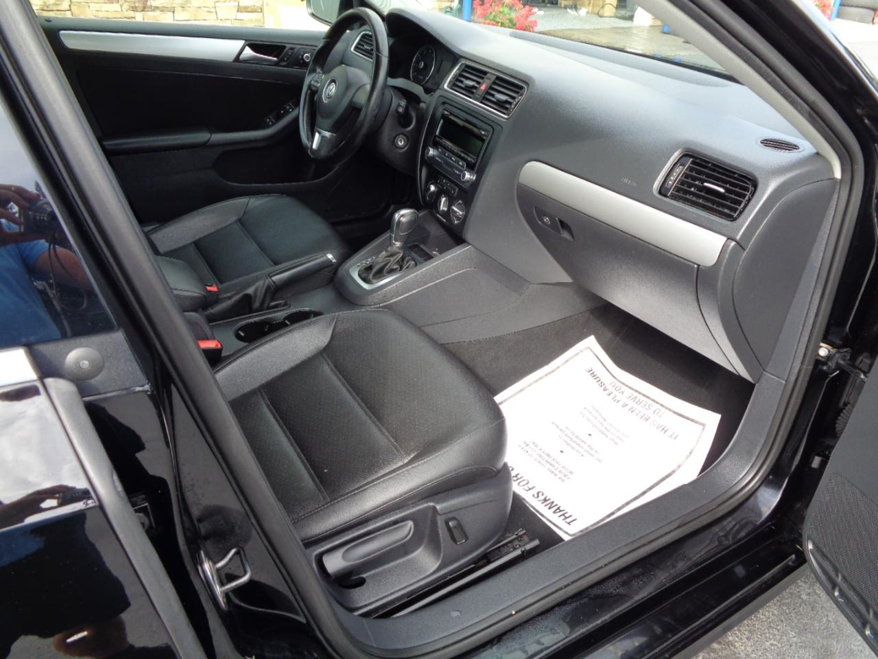 Volkswagen Jetta Sedan 4dr Auto SE 2013