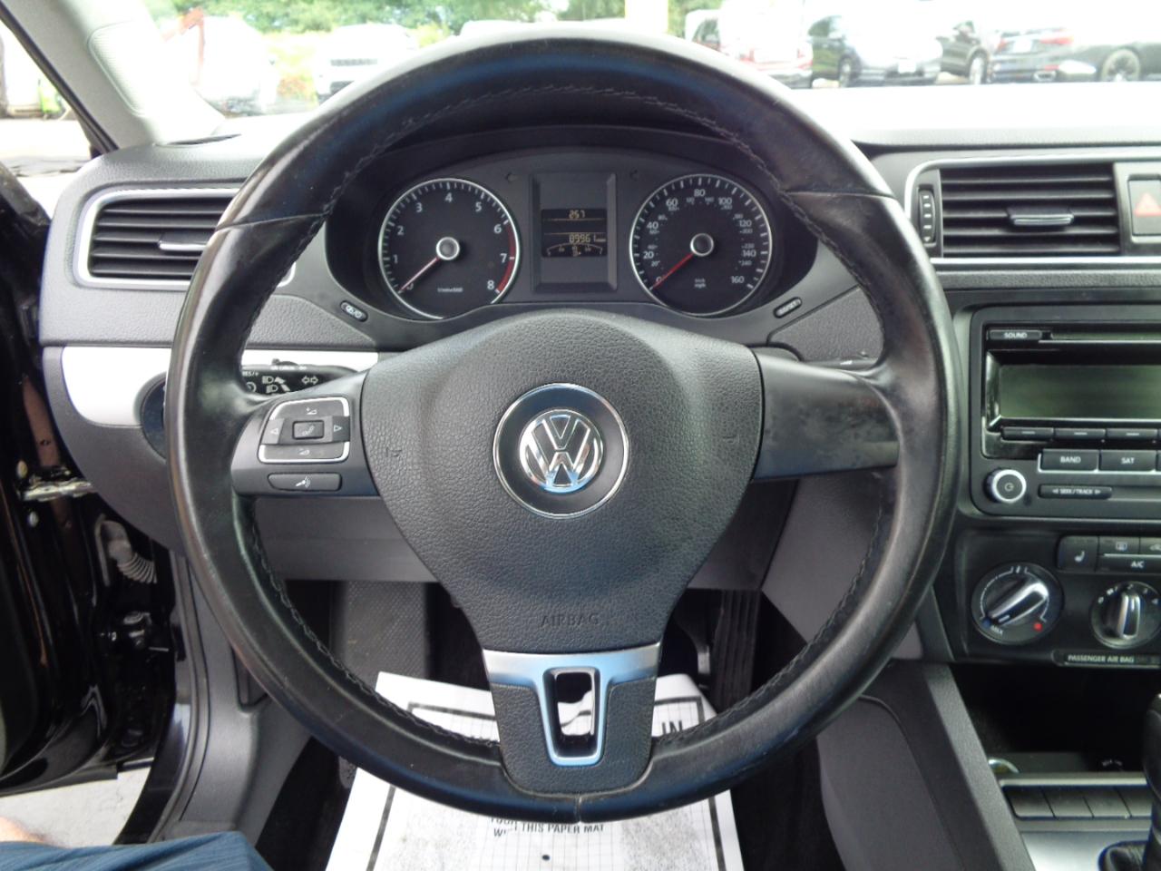 Volkswagen Jetta Sedan 4dr Auto SE 2013