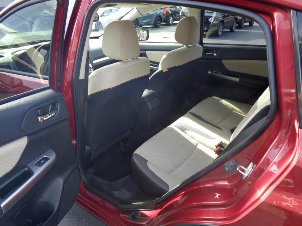 Subaru Crosstrek 5dr CVT 2.0i Premium 2016