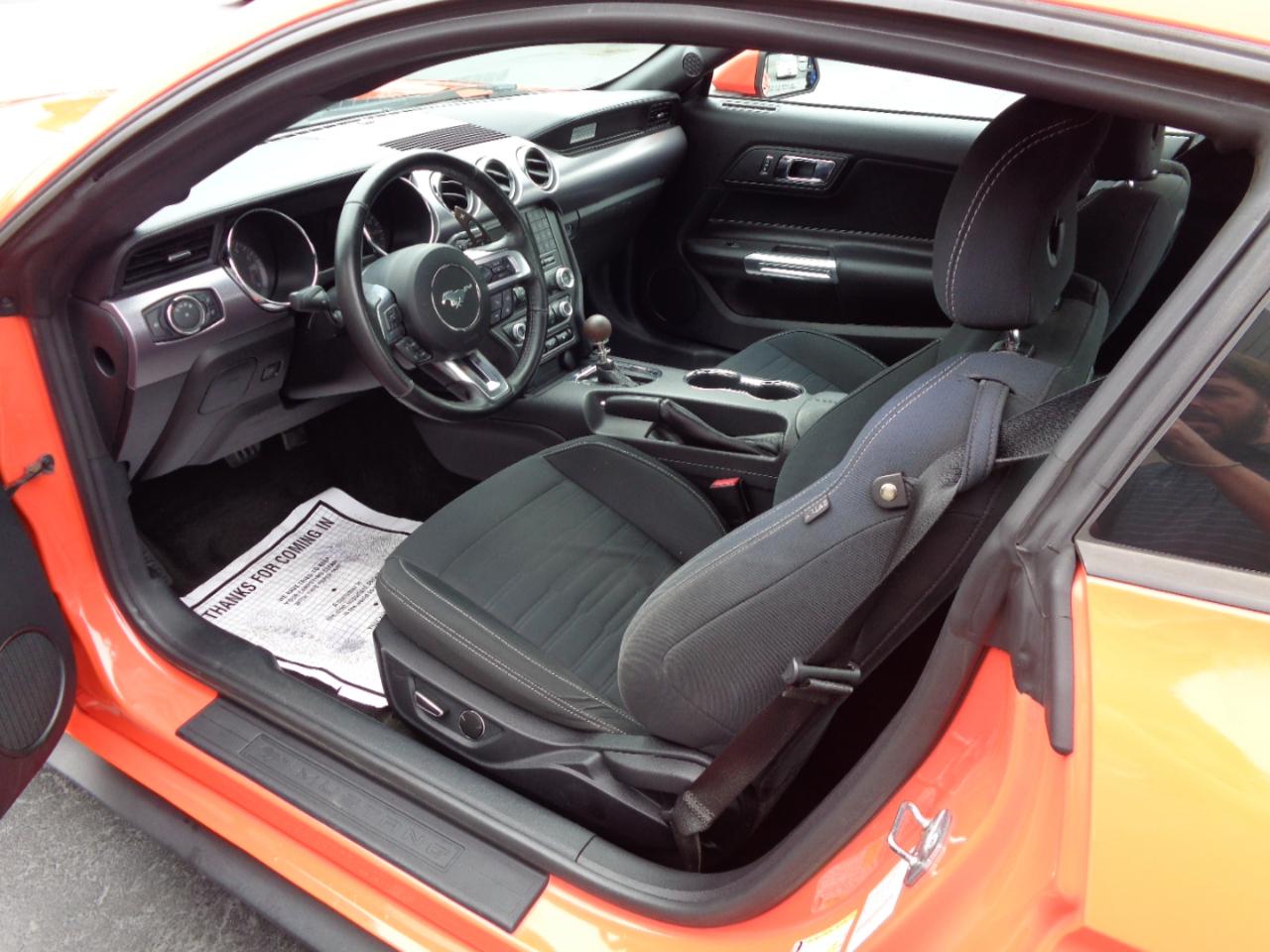 Ford Mustang 2dr Fastback EcoBoost 2016