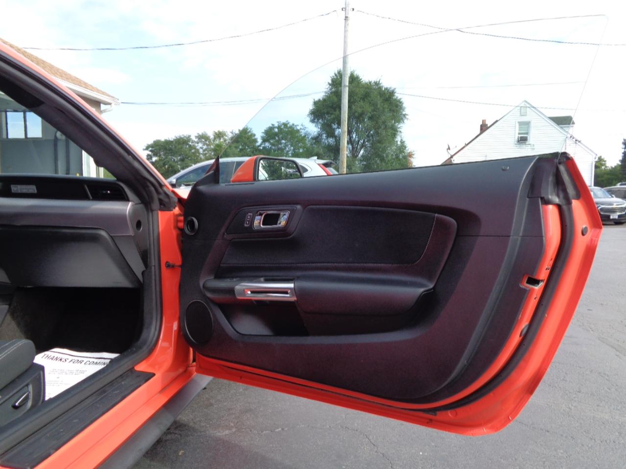 Ford Mustang 2dr Fastback EcoBoost 2016
