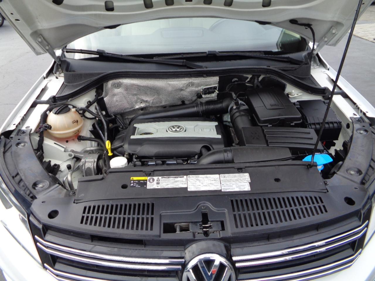 Volkswagen Tiguan 4MOTION 4dr Auto R-Line 2016