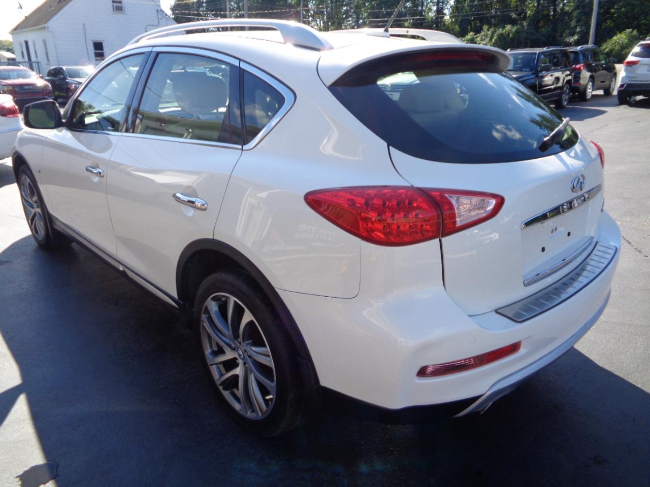 Infiniti QX50 AWD 2017