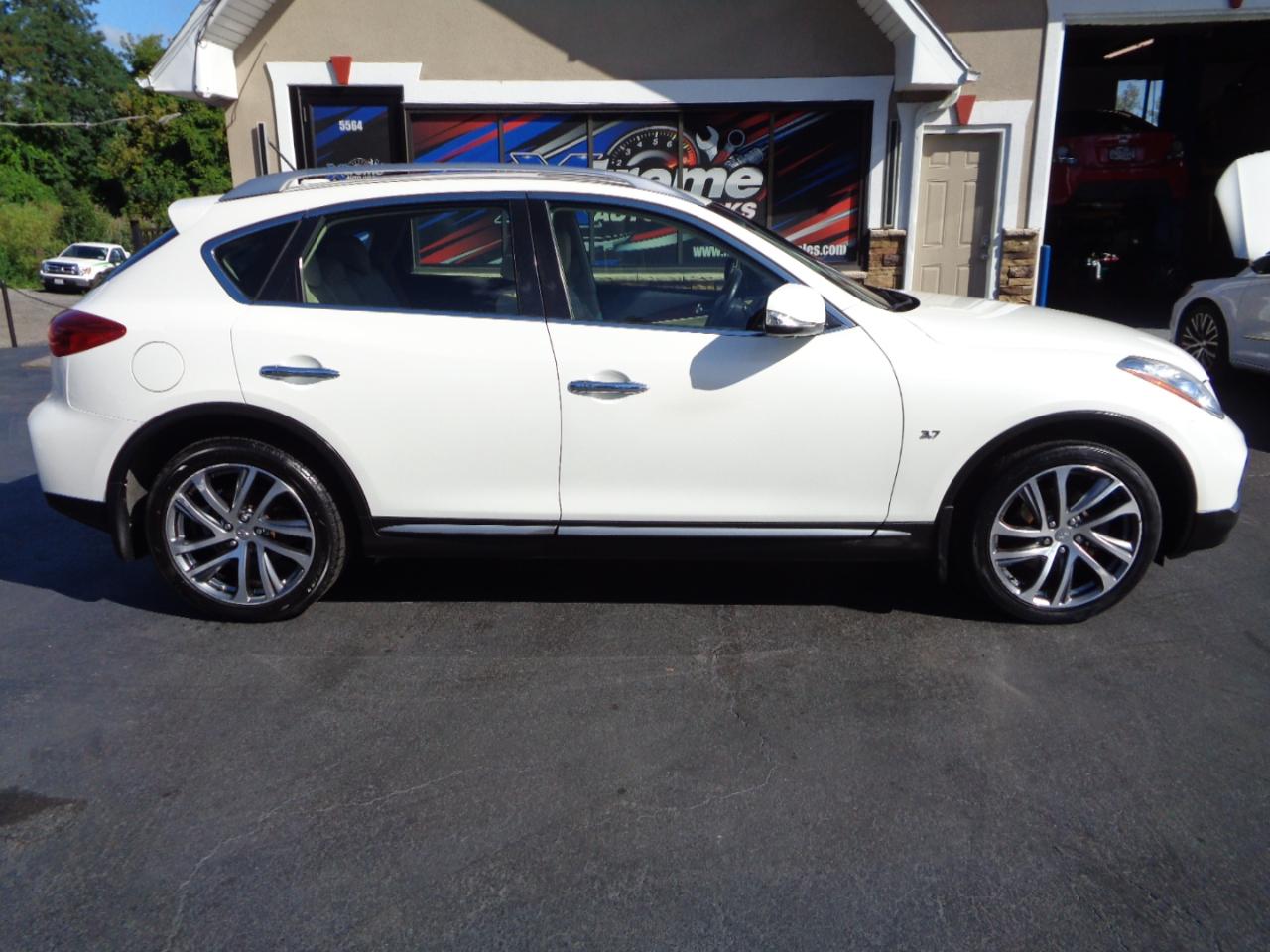 Infiniti QX50 AWD 2017