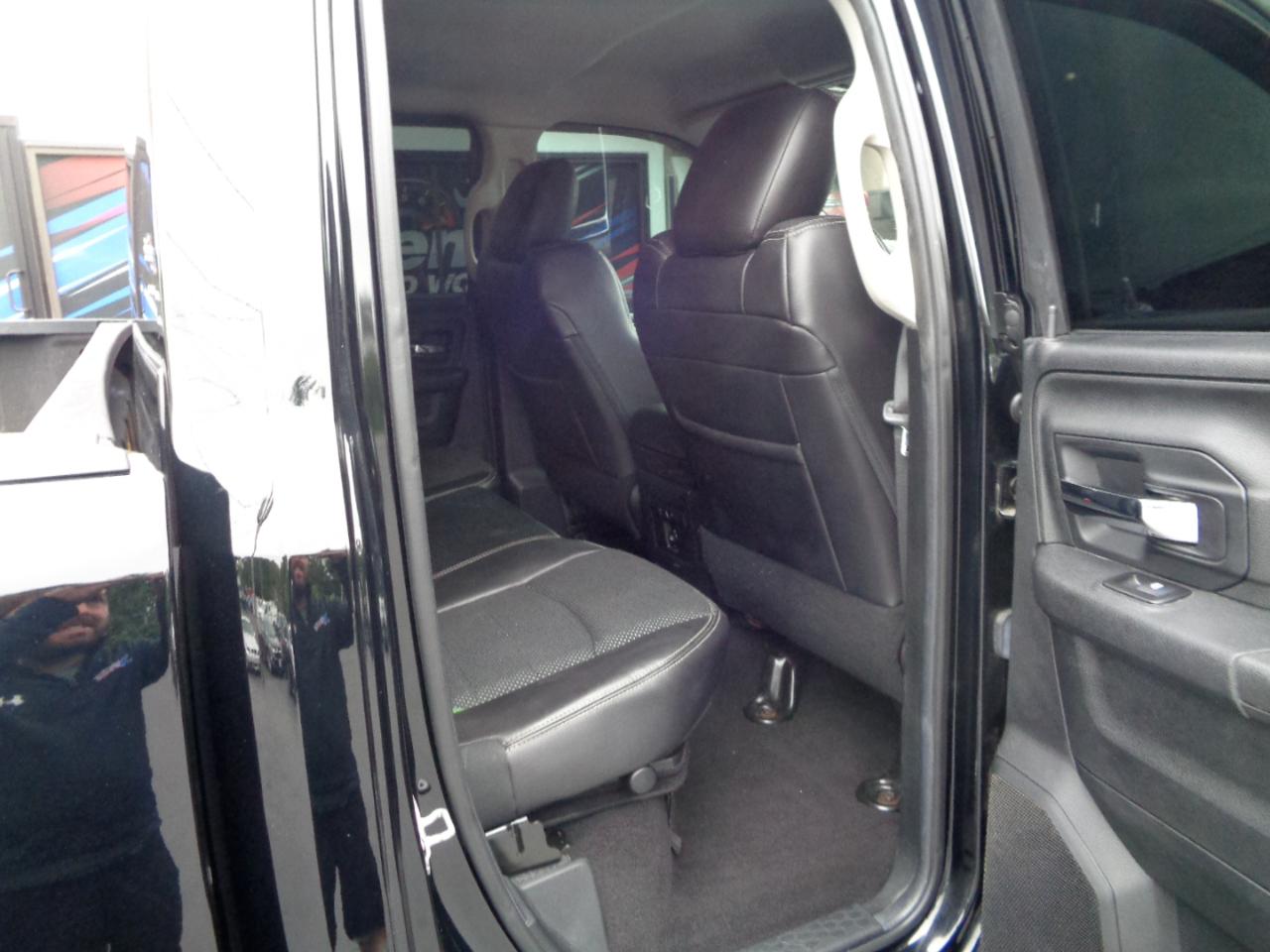RAM 1500 4WD Quad Cab 140.5" Sport 2014
