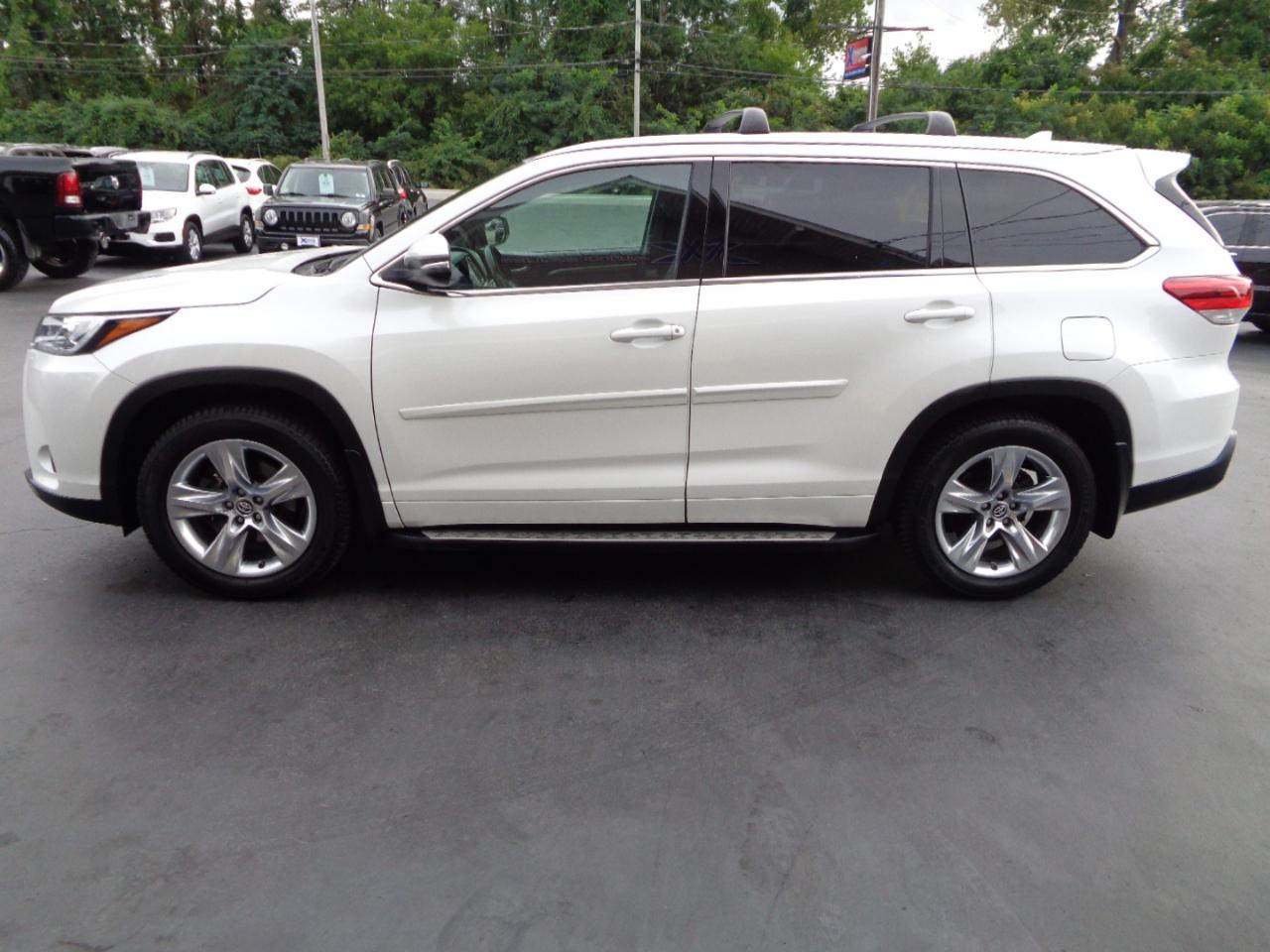 Toyota Highlander Limited V6 AWD (Natl) 2017