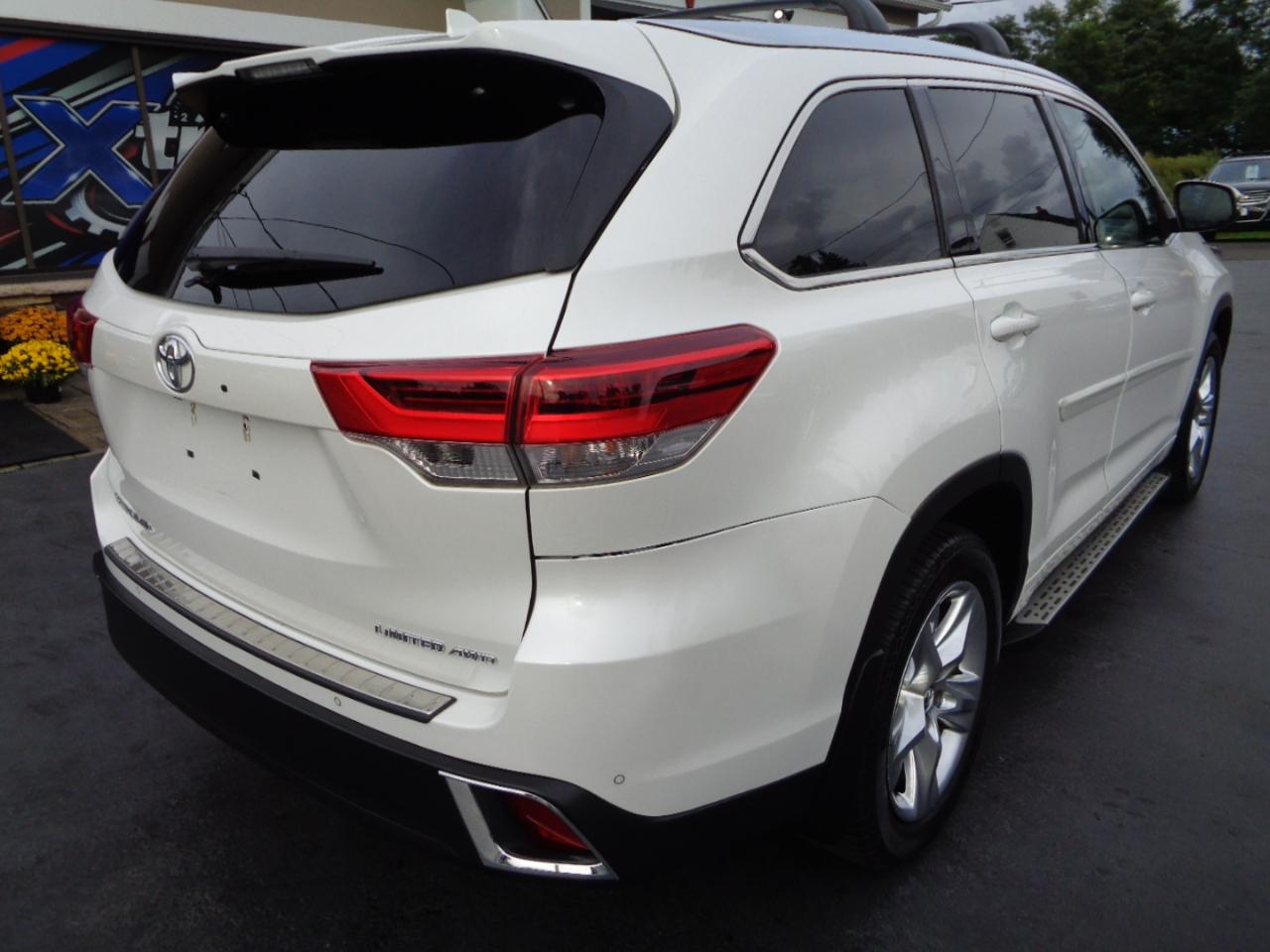 Toyota Highlander Limited V6 AWD (Natl) 2017