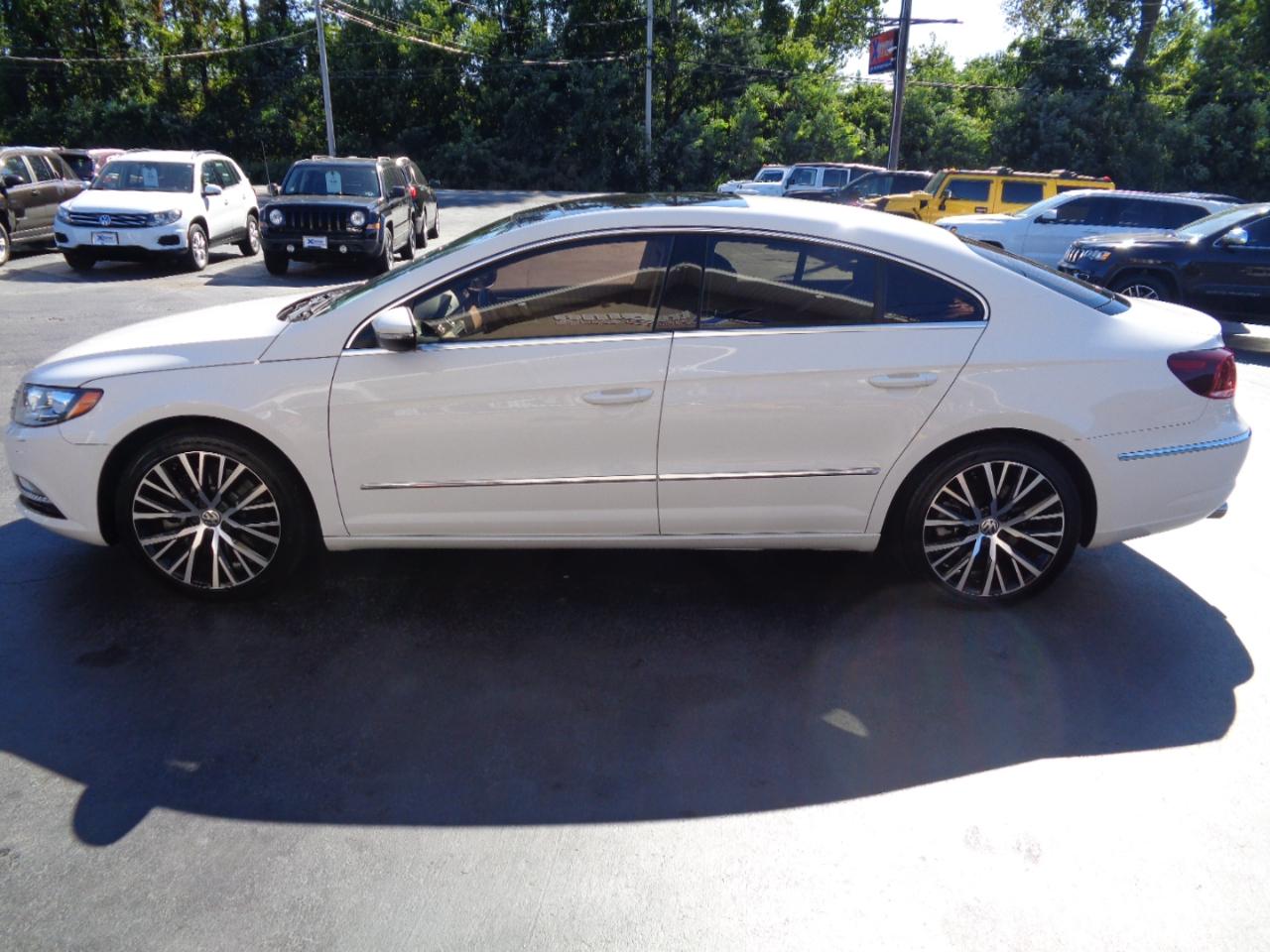 Volkswagen CC 4dr Sdn VR6 Executive 4Motion 2015