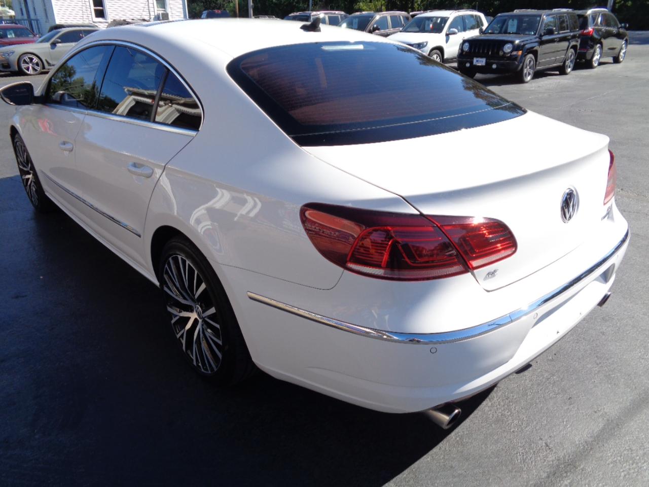 Volkswagen CC 4dr Sdn VR6 Executive 4Motion 2015