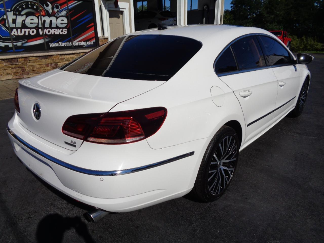 Volkswagen CC 4dr Sdn VR6 Executive 4Motion 2015