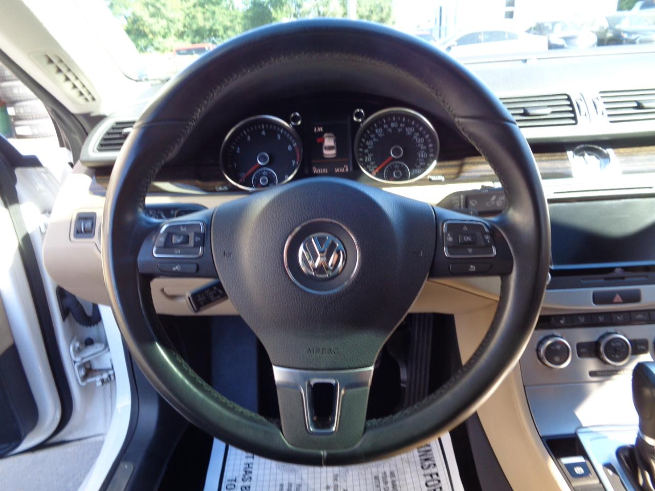 Volkswagen CC 4dr Sdn VR6 Executive 4Motion 2015